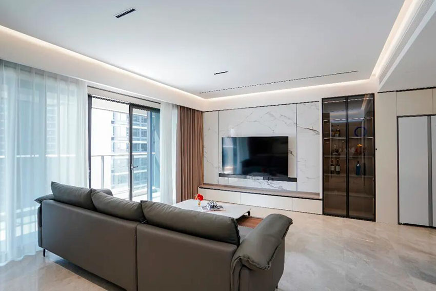 東莞這個中小戶型絕了!從明亮客廳到時尚開放餐廚區的完美融合!